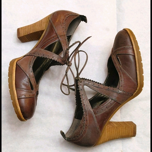 Kenneth Cole reaction retro vintage leather heels - Picture 1 of 8